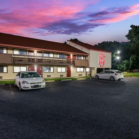 Red Roof Inn Hickory Exteriör bild
