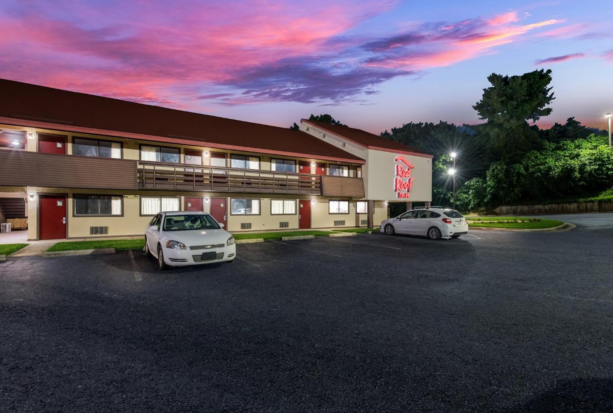Red Roof Inn Hickory Exteriör bild