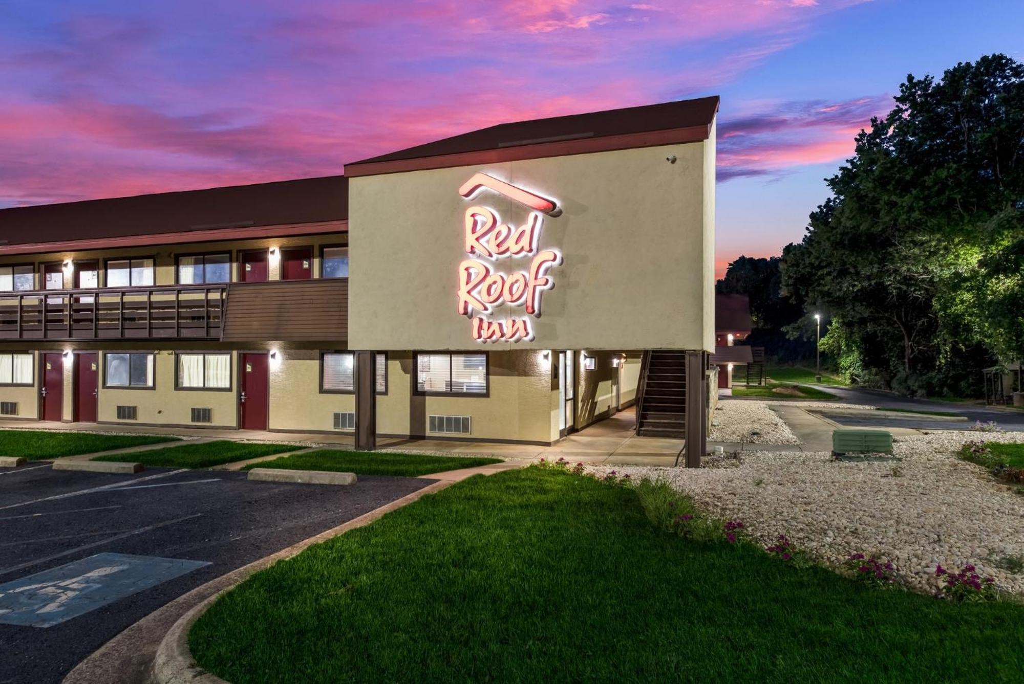 Red Roof Inn Hickory Exteriör bild